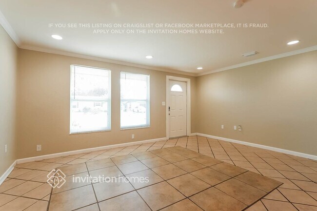 Foto del edificio - 4947 Live Oak Dr