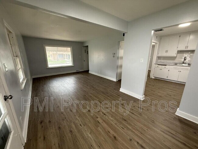 Foto del edificio - 2101 W Fairmount Ave