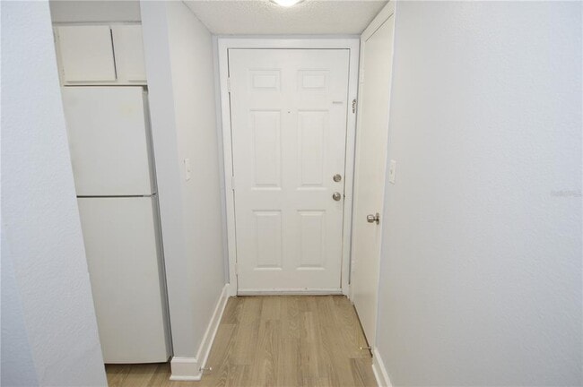 Building Photo - 8758 Mallard Reserve Dr