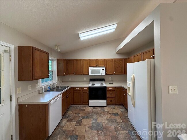 Foto del edificio - 375 Brookfield Dr