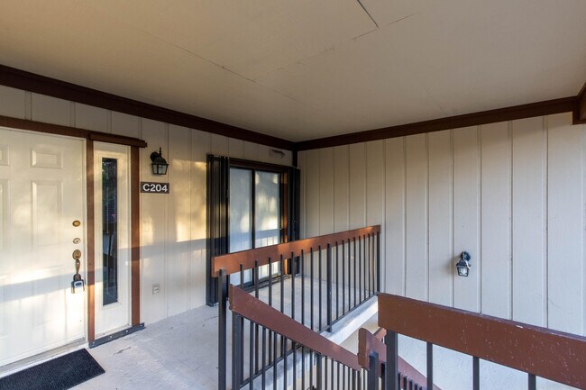 Foto del edificio - 13400 Polo Rd W