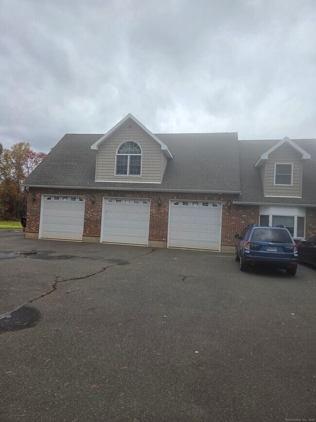 Foto del edificio - 216 Wells Rd