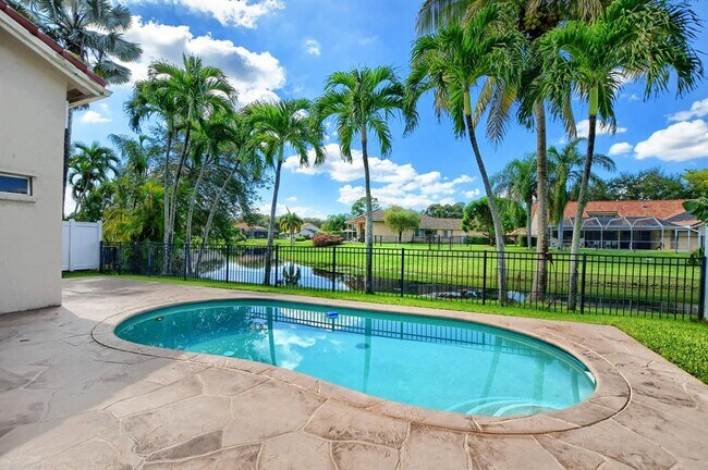 Foto del edificio - 6311 NW 58th Way