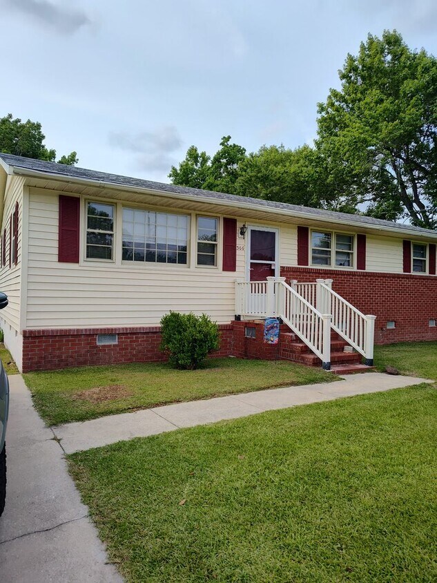 Foto principal - 306 Glancy St