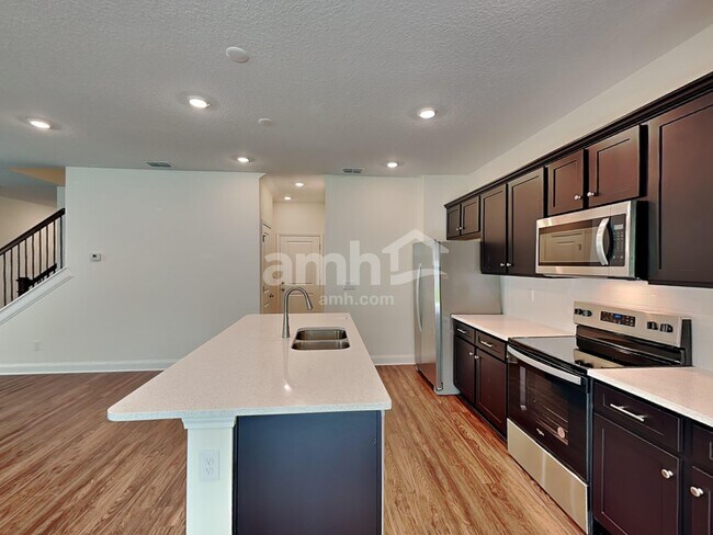 Building Photo - 12721 Percy Ln