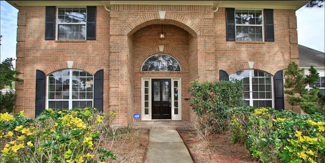 Building Photo - 15710 Cascading Brook Way