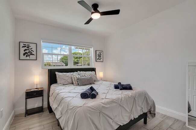 Foto del edificio - 7141 Raleigh St