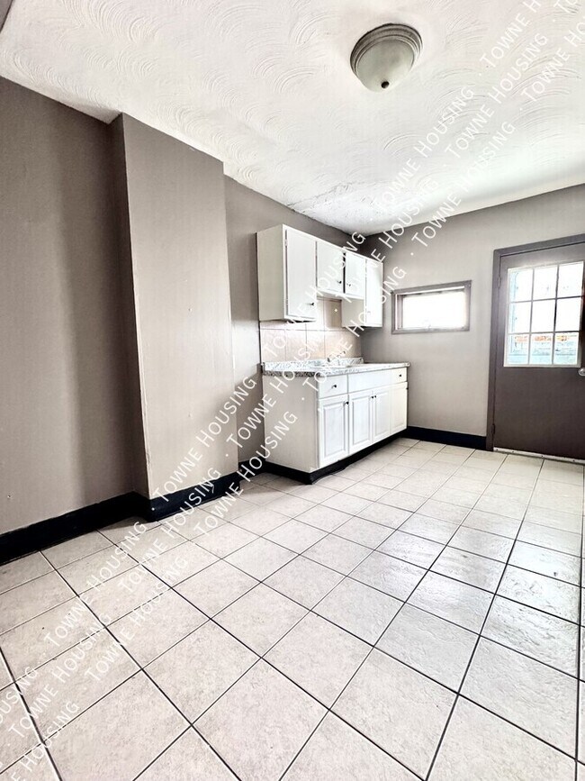 Foto del edificio - 10 Parkview Ave