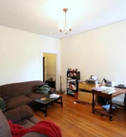 Building Photo - 2 Ware St