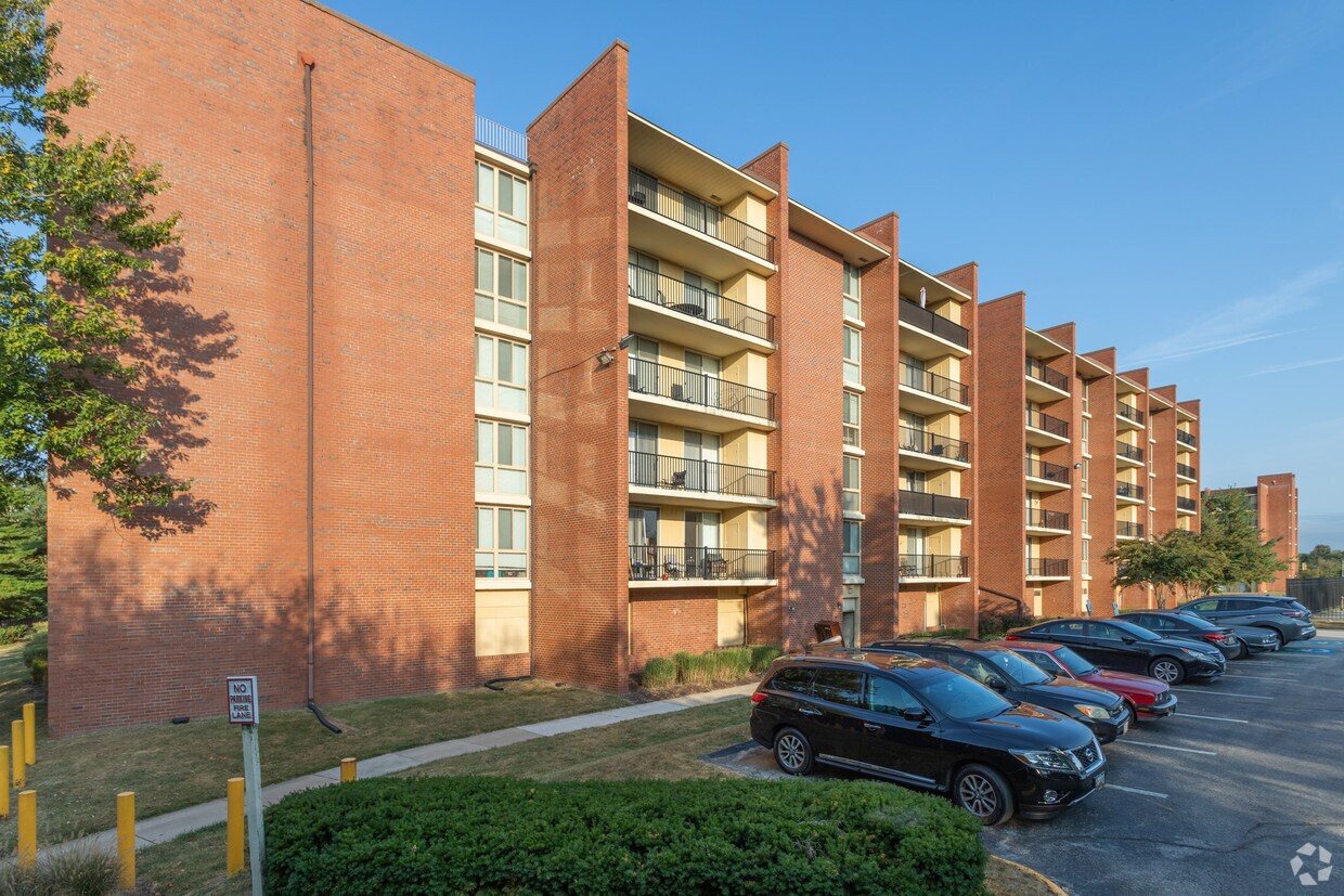 Horizon Square Apartments Laurel