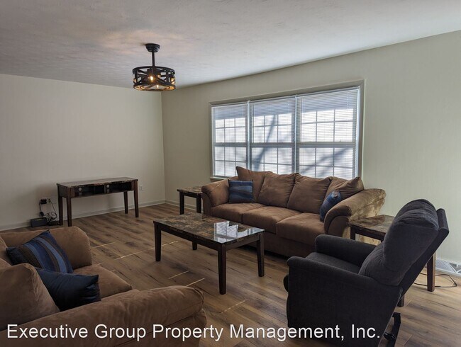 Foto del edificio - 3 br, 2 bath House - 626 Smith Ave