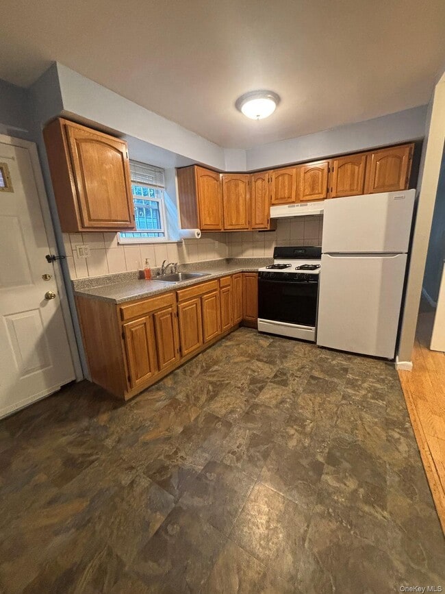 Building Photo - 3454 Boller Ave