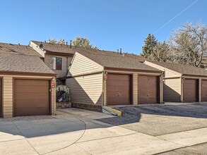 Building Photo - 322 Wright St