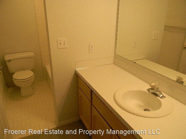 Building Photo - 2 br, 2 bath House - 5663 S Willow Wood Court