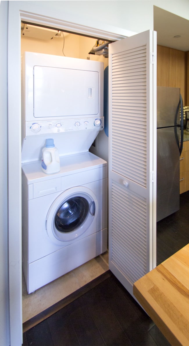 in-unit Washer/Dryer - 1080 Park Blvd