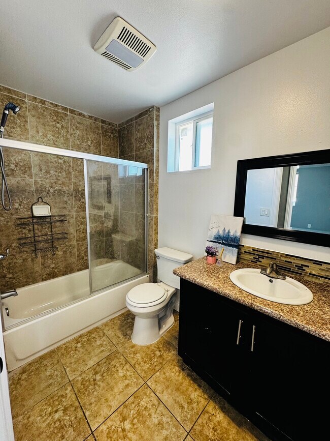 Foto del edificio - 238 W 46th St