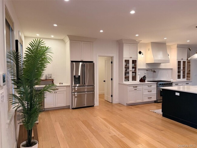 Building Photo - 6 Conifer Ct