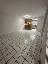 Building Photo - 28985 Calle Del Lago