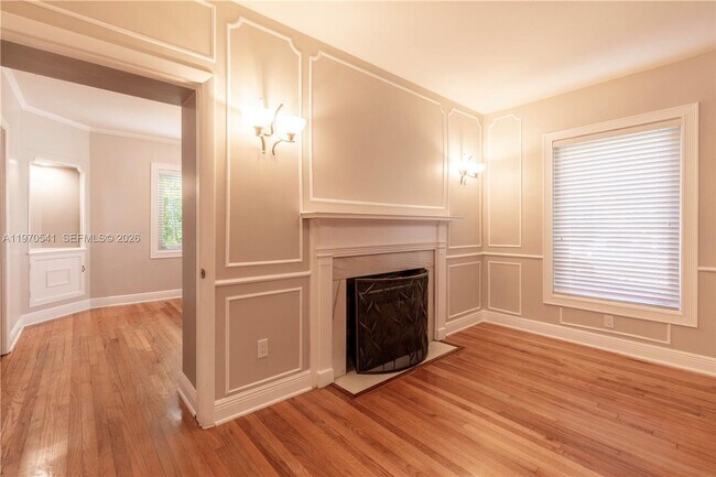 Foto del edificio - 1350 Mendavia Ave