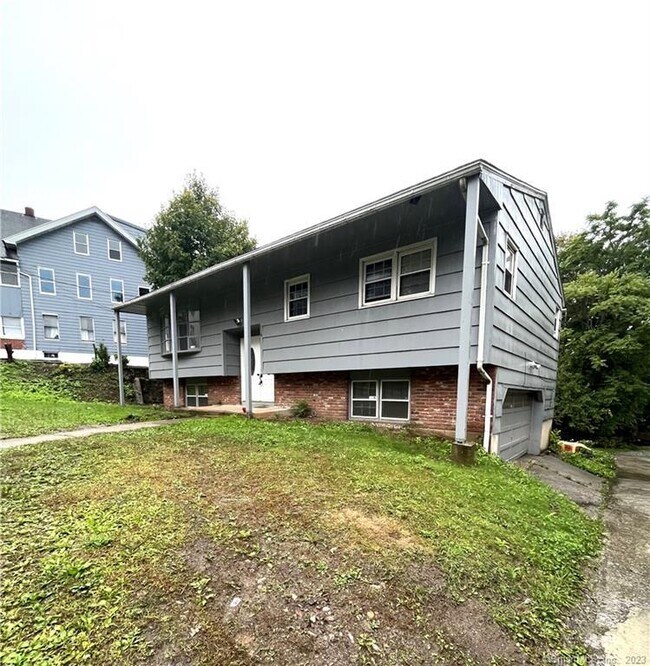 116 Wolcott St, Waterbury, CT 06705 House Rental in Waterbury, CT