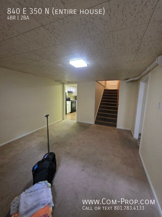 Building Photo - 840 E 350 N