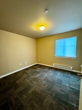 Bedroom - Winter Heights Apartments