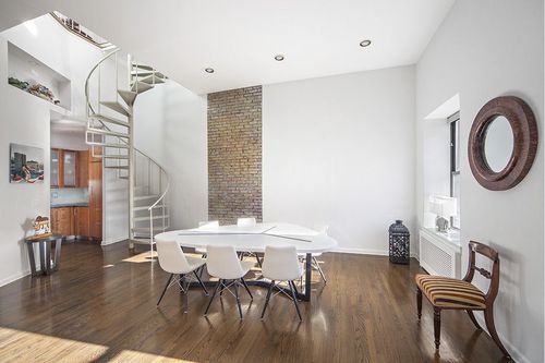 Primary Photo - 259 W 14th St
