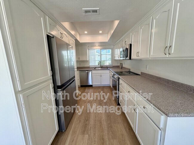 Foto del edificio - 2995 Lexington Cir