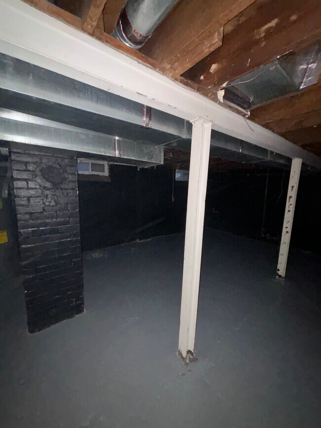 Building Photo - 7235 Faust Ave