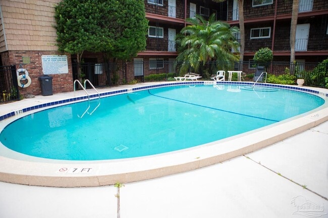Building Photo - 300 Bayou Blvd