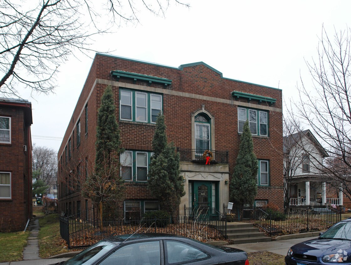 Foto del edificio - 3132 Girard Ave S