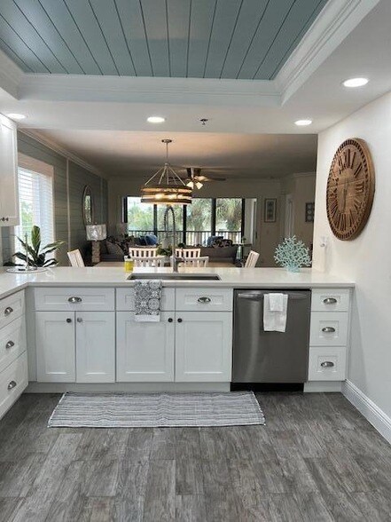 Foto del edificio - 275 Palm Ave