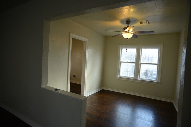 Foto del edificio - 3612 W Park Pl