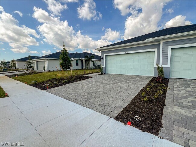 Foto del edificio - 14652 BALLAST Way