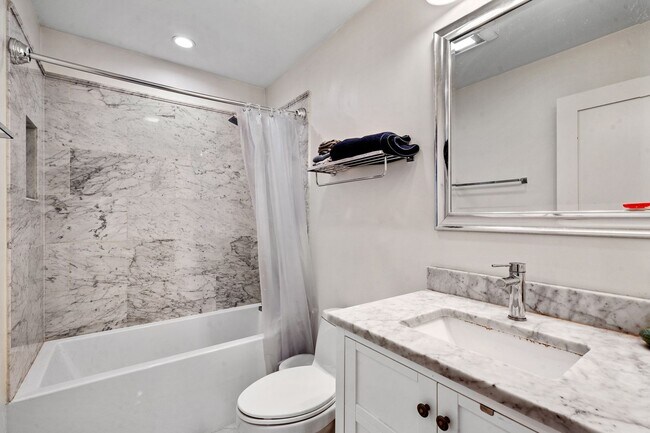 Foto del edificio - 1580 Tremont St