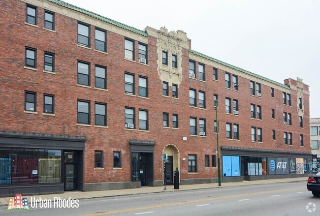 Building Photo - 3335 W Diversey Ave