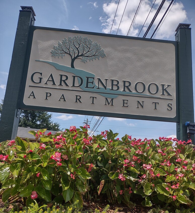 Primary Photo - Gardenbrook