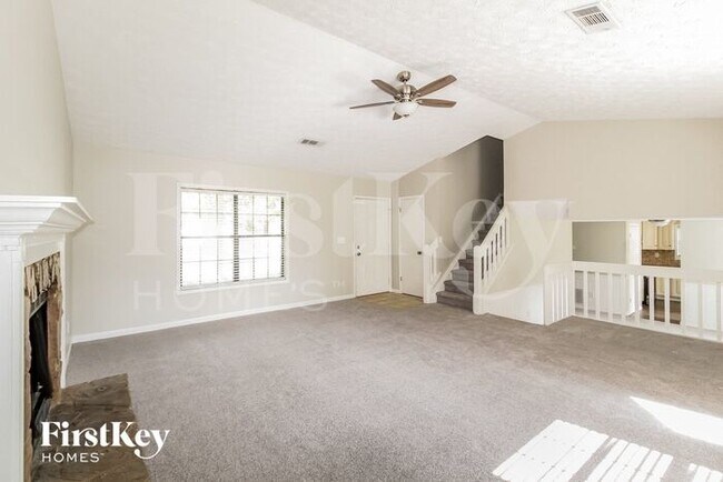 Building Photo - 2118 Hoot Owl Trail