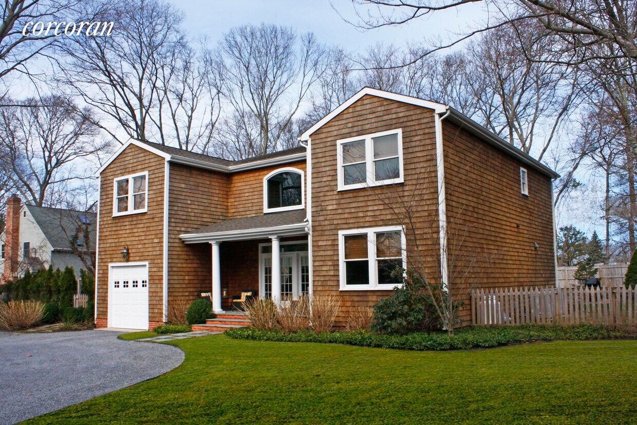 10 Bayview Rd, Southampton, NY 11968 House Rental in Southampton, NY