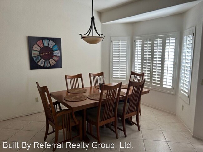 Building Photo - 4 br, 3 bath House - 10207 E Nacoma Dr