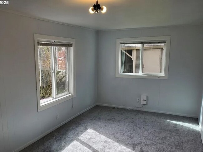 Foto del edificio - 21-27 NE 5th St.