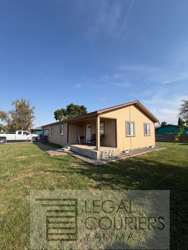Building Photo - 71 Kinne Ln