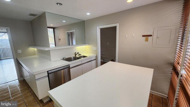 Foto del edificio - 2224 S Quincy St