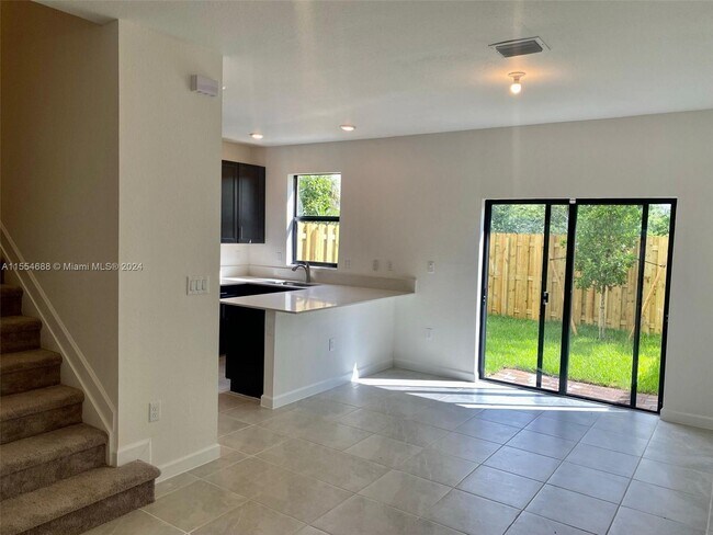 Foto del edificio - 9973 SW 228th Terrace