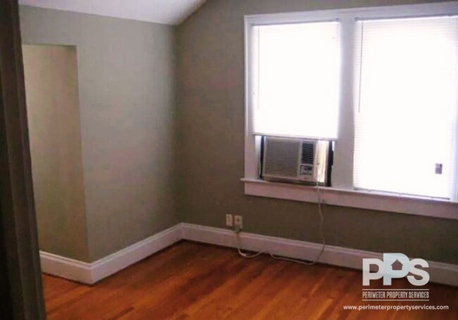 Foto del edificio - 1275 Winburn Dr