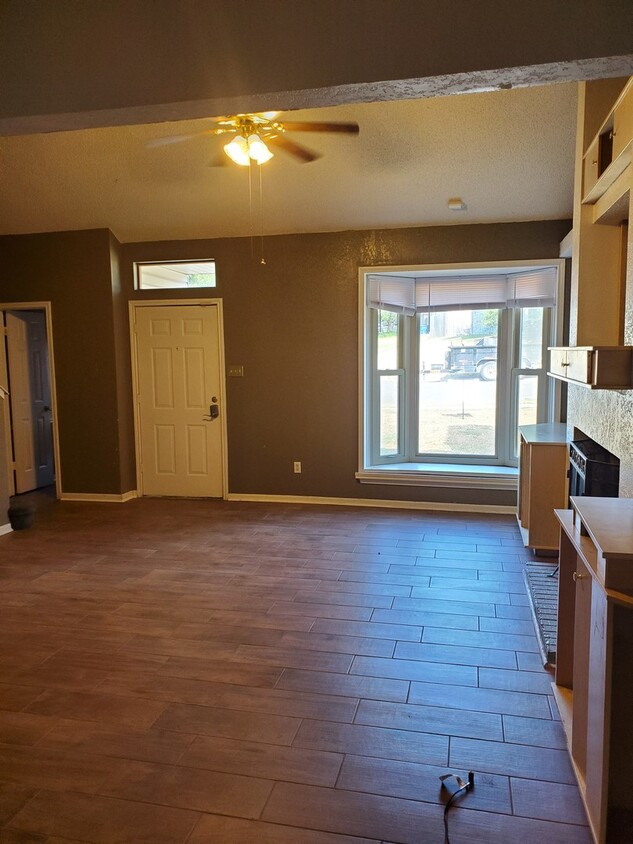 Foto principal - 3 Bedroom 2.5 Bath