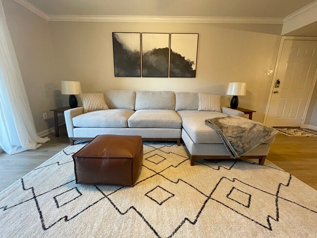 Building Photo - 8260 E Arabian Trl