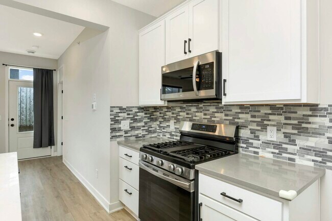 Foto del edificio - 7070 181st St W