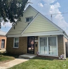 Building Photo - 14437 S Hoxie Ave