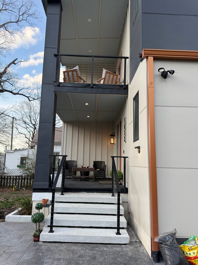 Foto del edificio - 1073 Hemphill Ave NW